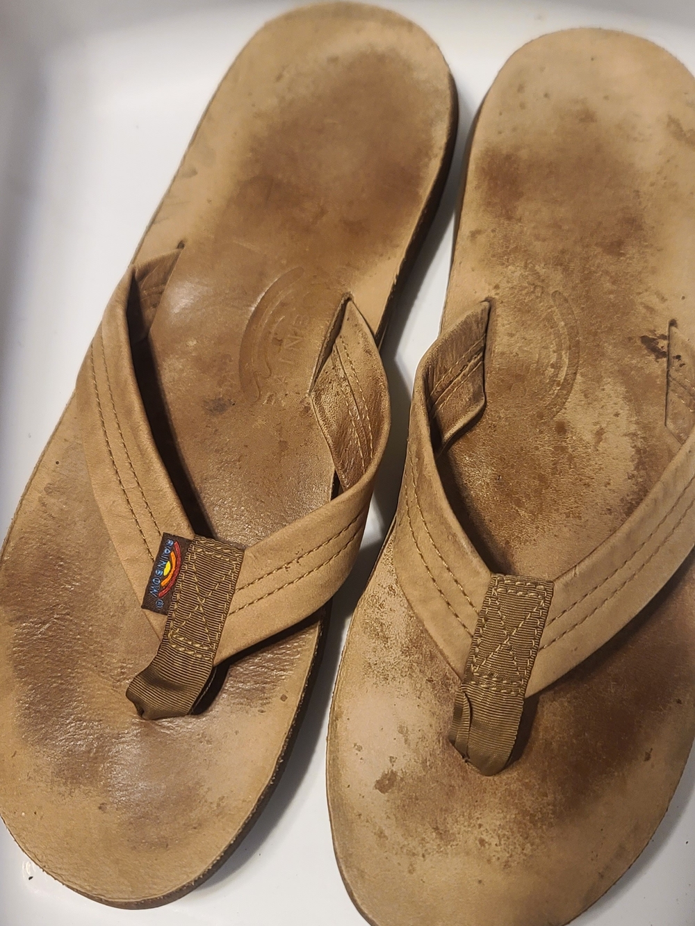 Rainbow Men's Tan Leather Flip Flops